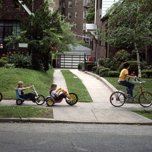 Jonathan Haidt: Why the World Is Drawing a Line on Social Media for Kids