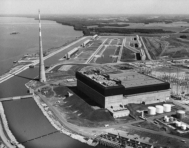 File:Browns Ferry NPP 1974.jpg