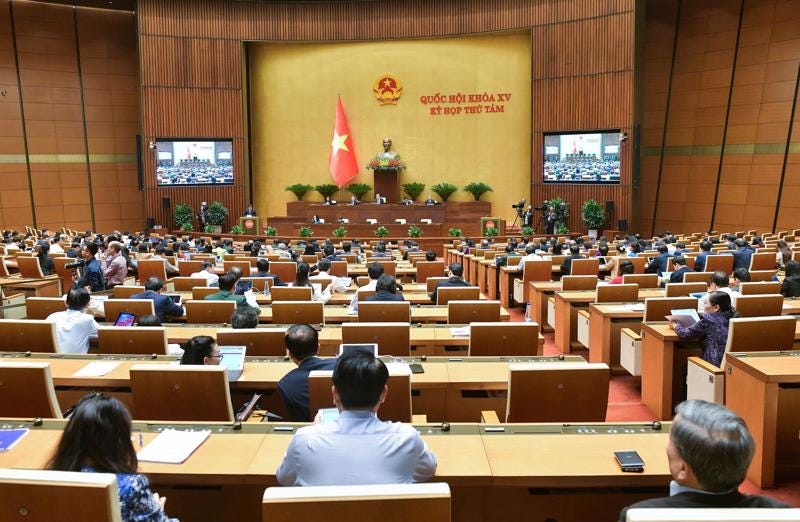 Chính phủ chính thức trình Quốc hội tiếp tục chủ trương đầu tư dự án điện hạt nhân Ninh Thuận.