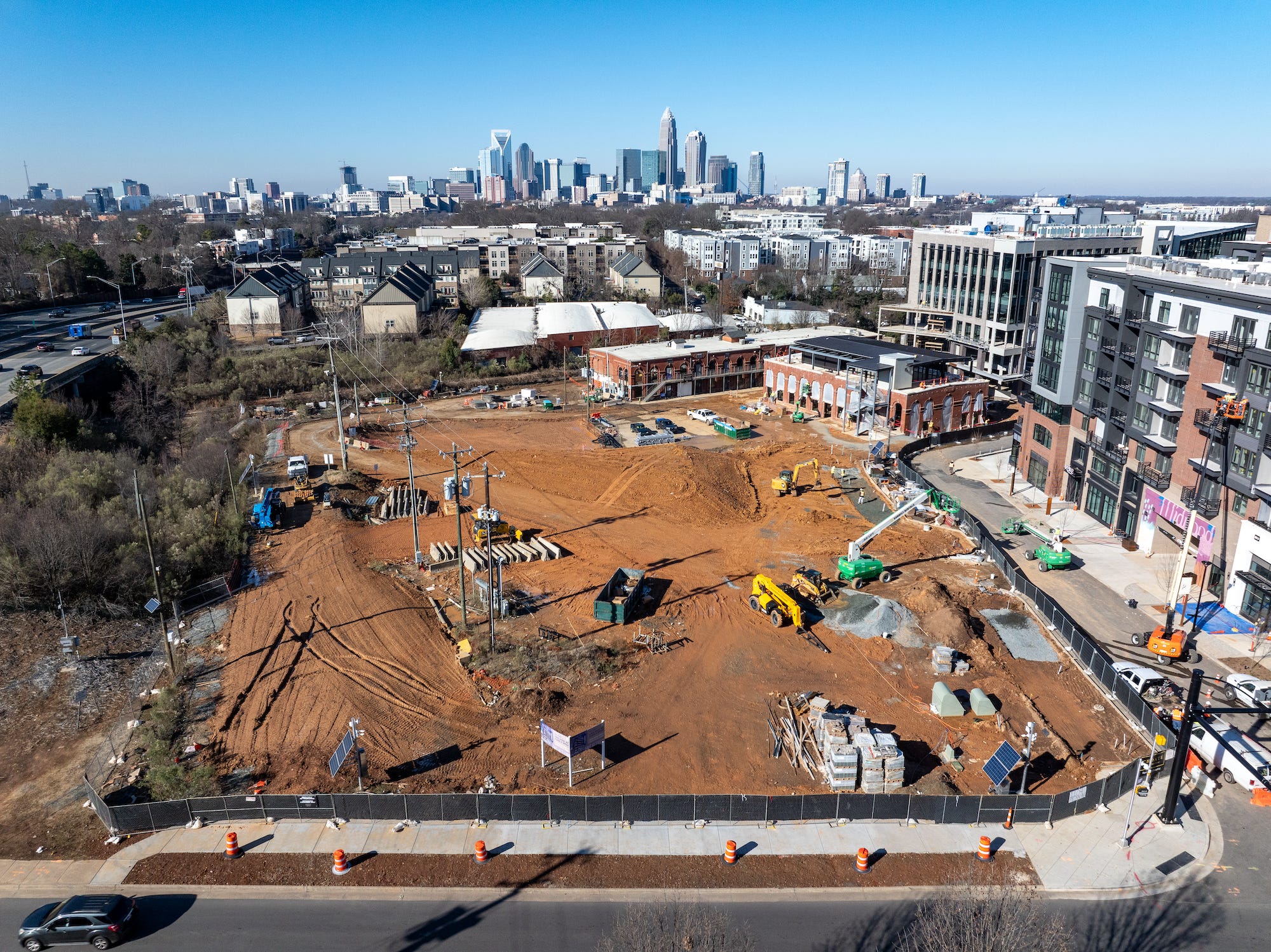 Charlotte's building spree cooled in 2024, image size:2000x1498