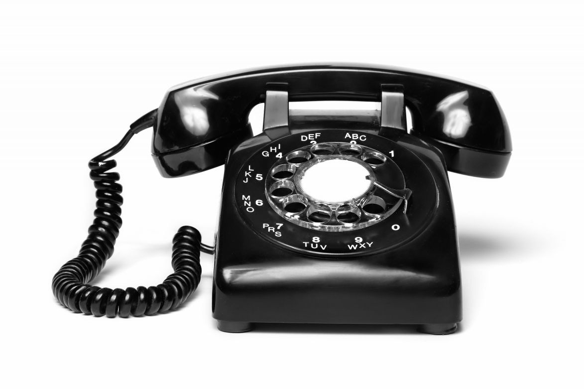 Elisha Gray misses out on owning the telephone patent by two hours