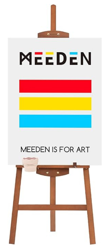 A walnut MEEDEN easel. A walnut MEEDEN easel.