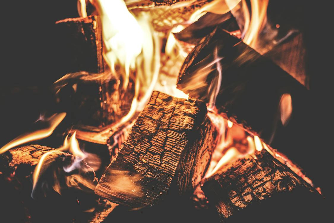 Free Focus Photography of a Ignited Firewood Stock Photo