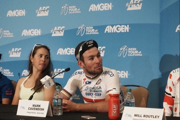 Cav looking old-school with the lipstick. Cav looking old-school with the lipstick.