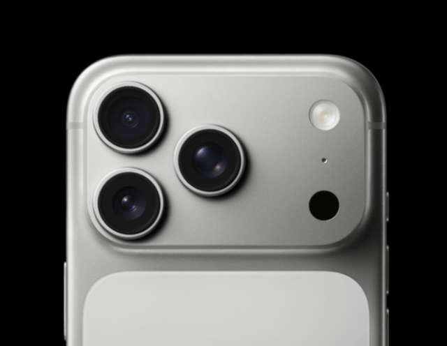 iPhone 17 Pro camera