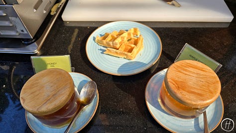 Hilton Garden Inn Rayong: Breakfast