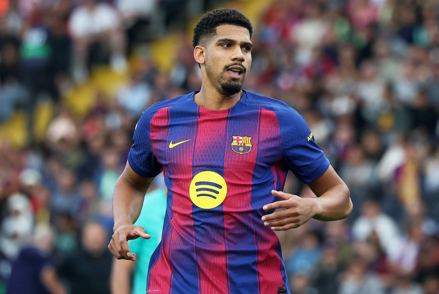 Ronald Araujo eager for more minutes at Barcelona under Hansi Flick | Barca  Blaugranes