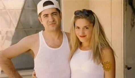 r/nodoubt - wallpaper probably with a portrait titled person.