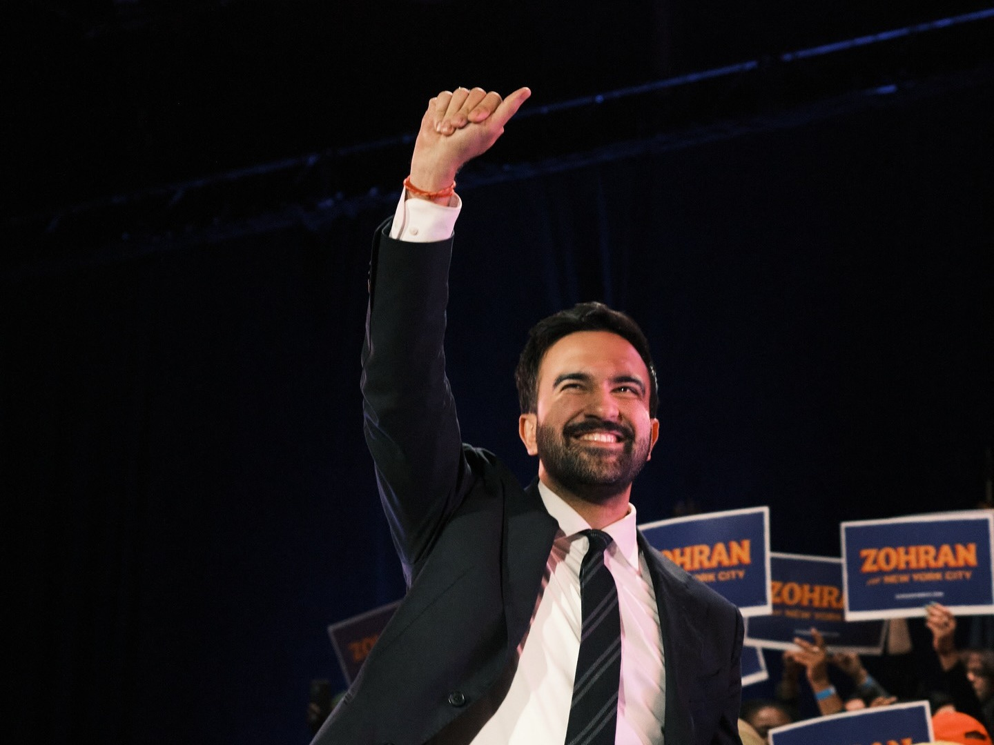 May be an image of crowd and text that says 'RAN C ZOHRAN OHR O AN AN ZOHRAN MEWYORK AURAN ZOHRA AIDAN OURAN'