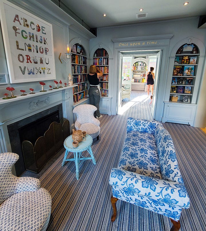 Beacon Hill Books & Cafe