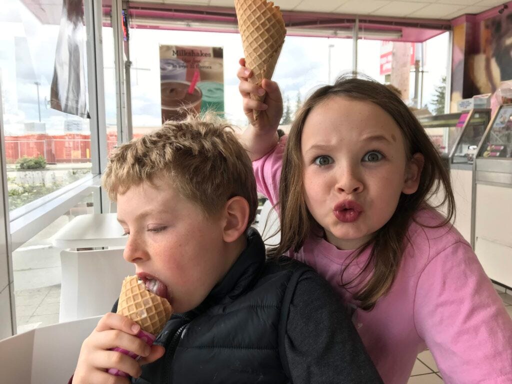 Etta and Otto eating ice cream