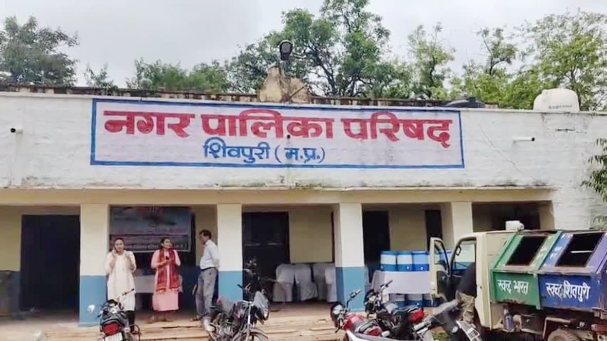 आरटीआई की जानकारी न देने पर नपाकर्मी पर 25 हजार जुर्माना