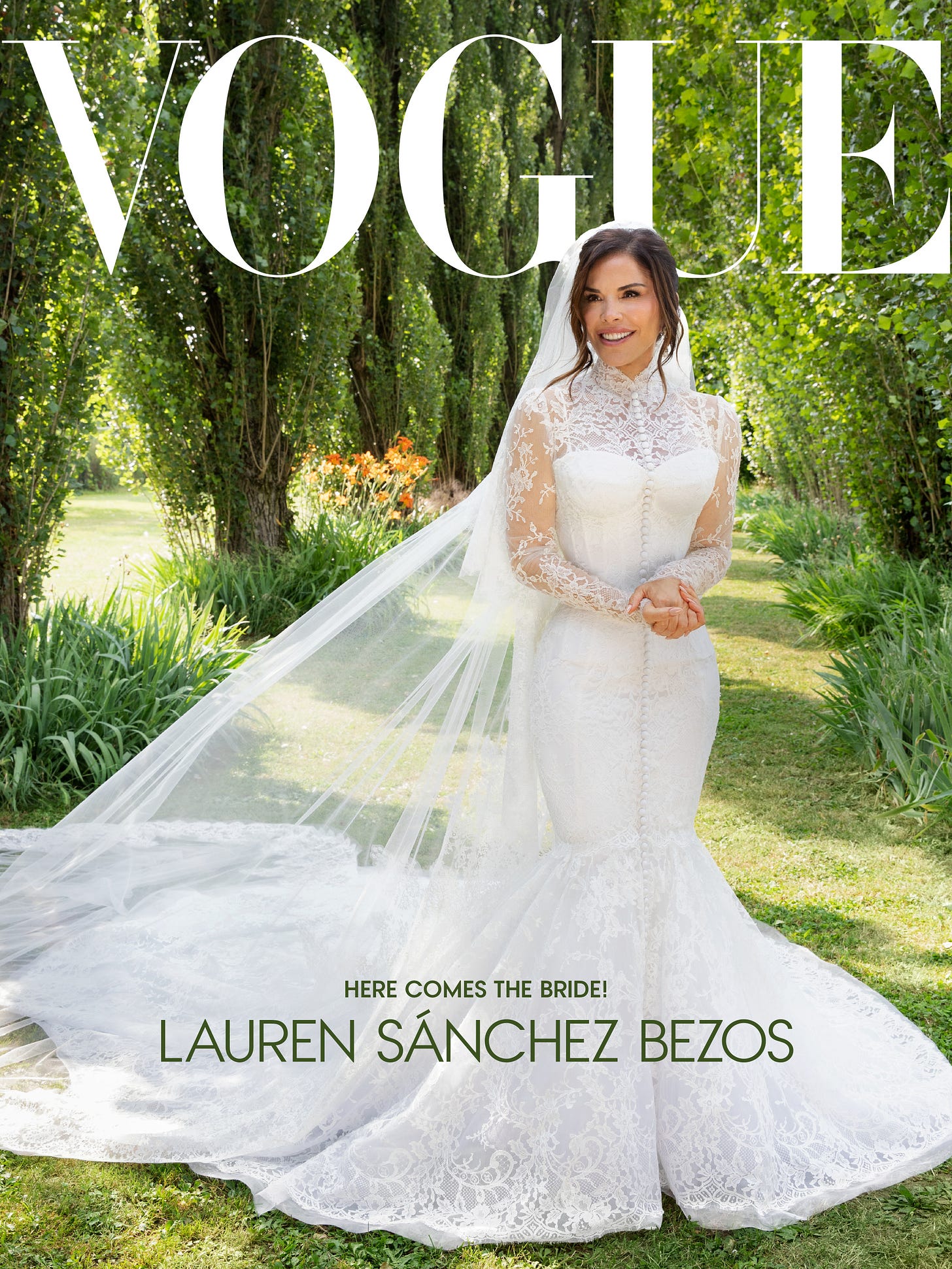Lauren Sánchez and Jeff Bezos Are Married! See Inside Her Final Wedding Dress Fitting
