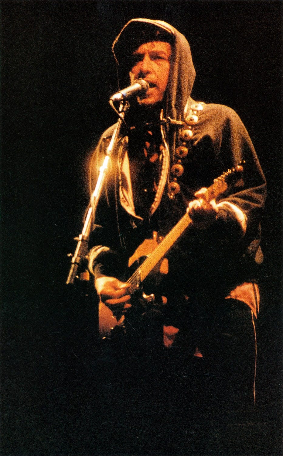 Drummer Christopher Parker on the Start of Bob Dylan's Never Ending Tour, image size:932x1500