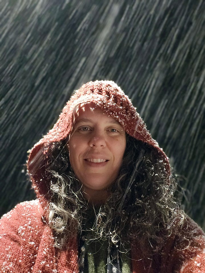 pictures of Rachael Ritchey in the snow