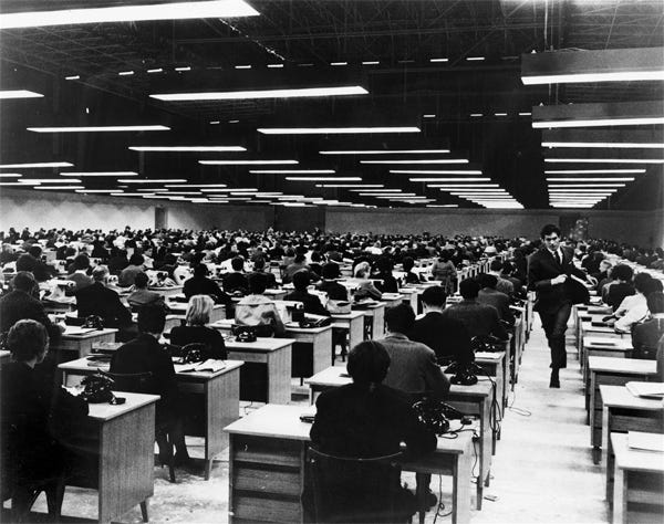 Mar Esperançoso labirinto o processo 1962 leitor marca cáustico