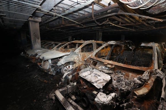 In the morning of August 2, a vehicle was completely burned out in the underground parking lot of an apartment in Cheongna, Seo-gu, Incheon, south Korea. (Photo provided by Incheon Fire Department)