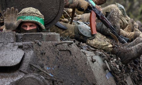 Ukrainian troops return from heavy fighting against Russia forces near Bakmut, eastern Ukraine Ukrainian troops return from heavy fighting against Russia forces near Bakmut, eastern Ukraine