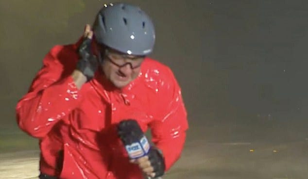 Fearless weather reporter braves 100mph winds during live broadcast from  Florida as Hurricane Milton rages | Daily Mail Online