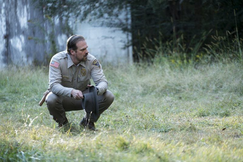 david harbour stranger things season 2 interview mttg