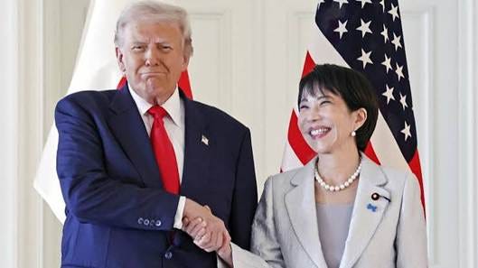 Trump praises Japan's new prime minister during visit : NPR