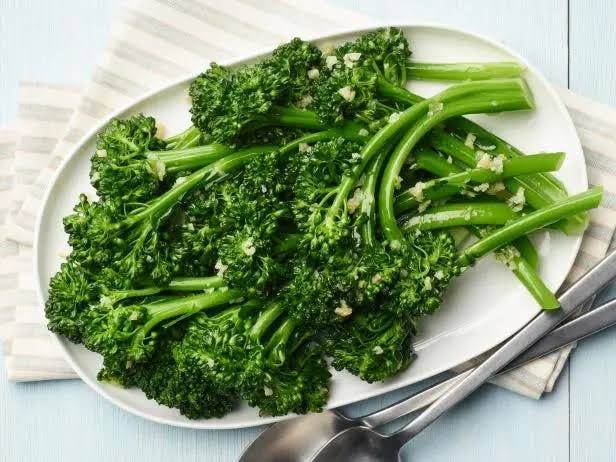 Sauteed Broccolini and Garlic Sauteed Broccolini and Garlic