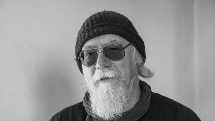 Nachruf: Auch auf dem Kirchberg von Oberumbach hat Burgenforscher Michael Losse an den Resten einer alten Anlage geforscht. Nachruf: Auch auf dem Kirchberg von Oberumbach hat Burgenforscher Michael Losse an den Resten einer alten Anlage geforscht.