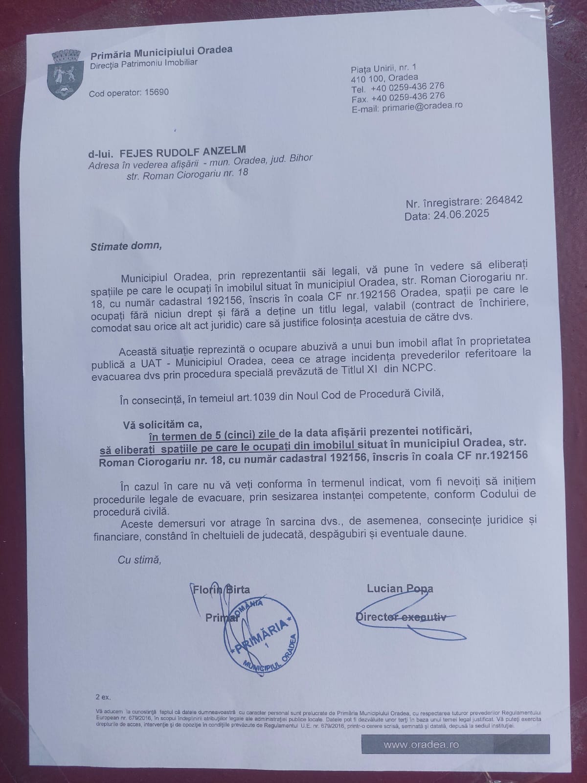 Lehet, hogy egy illusztráció erről: jegycsonk és szöveg