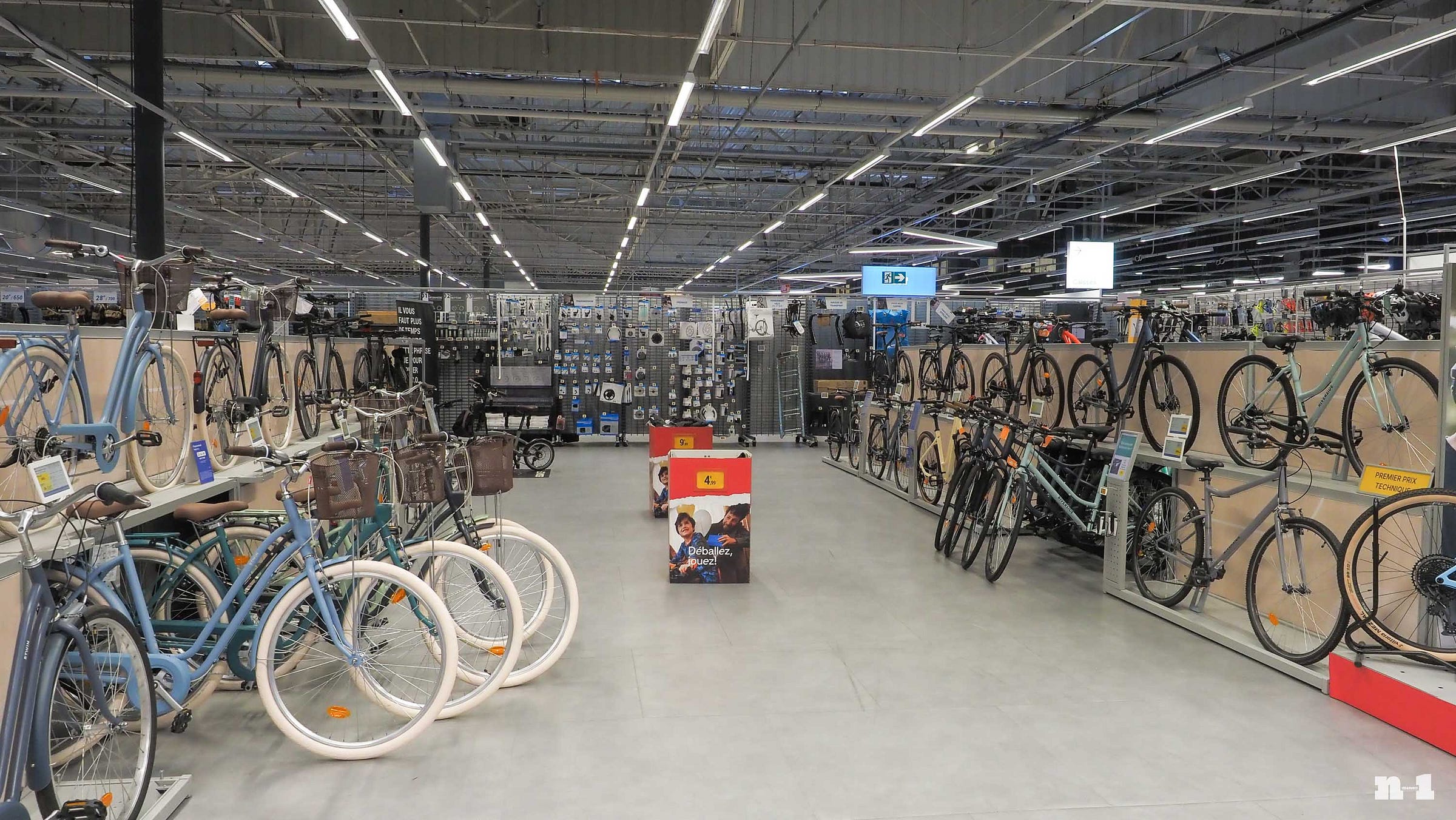 Decathlon retail store bicycles Decathlon retail store bicycles