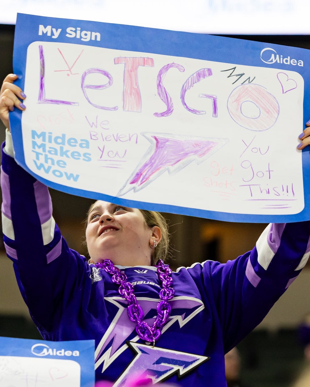 Sign: "We Bleven You"