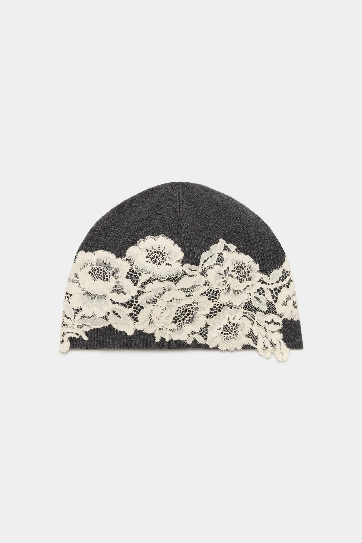 Saeli Beanie from SIR. Saeli Beanie from SIR.