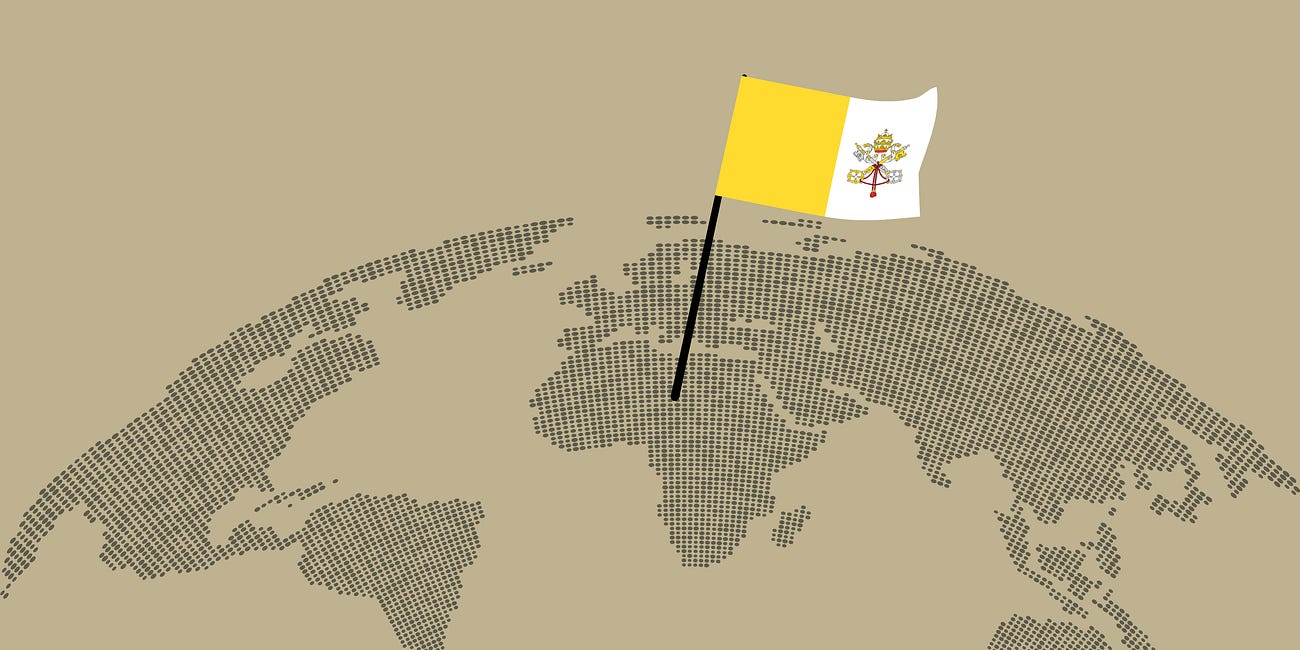 Más que una visita papal: qué busca (y encuentra) el Vaticano en África
