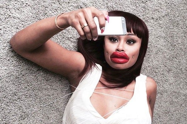 blac chyna makes fun of kylie jenner 2015 gossip blac chyna makes fun of kylie jenner 2015 gossip