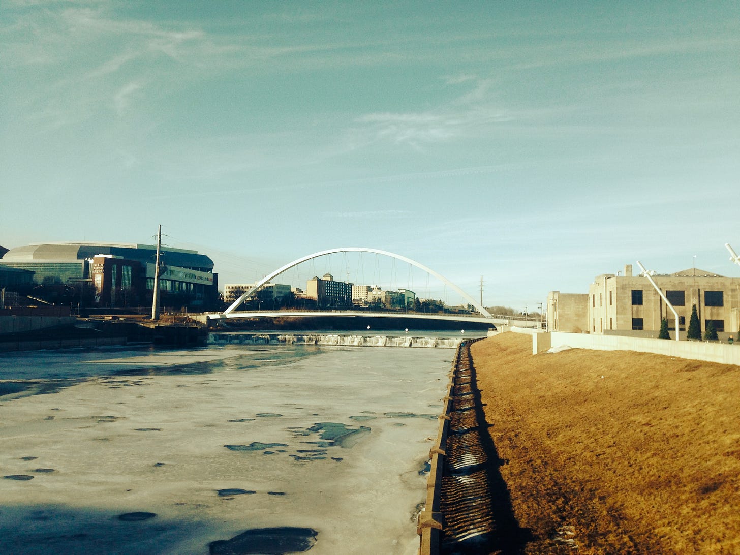 Des Moines River in winter