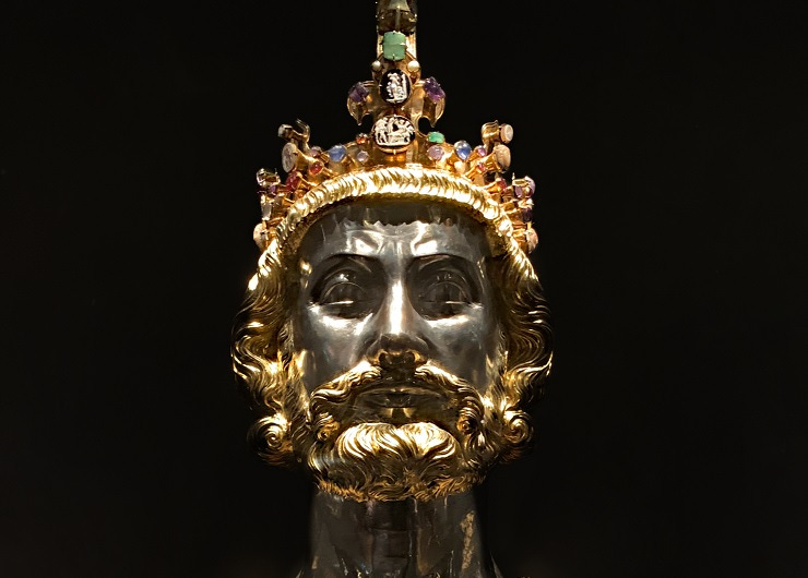 Charlemagne and the Carolingian Empire: Shaping Medieval Europe