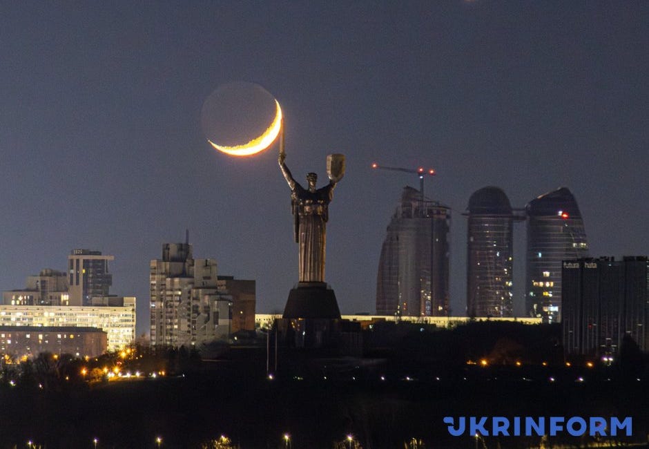 The Moon, the Menses, and the Maternal Clock