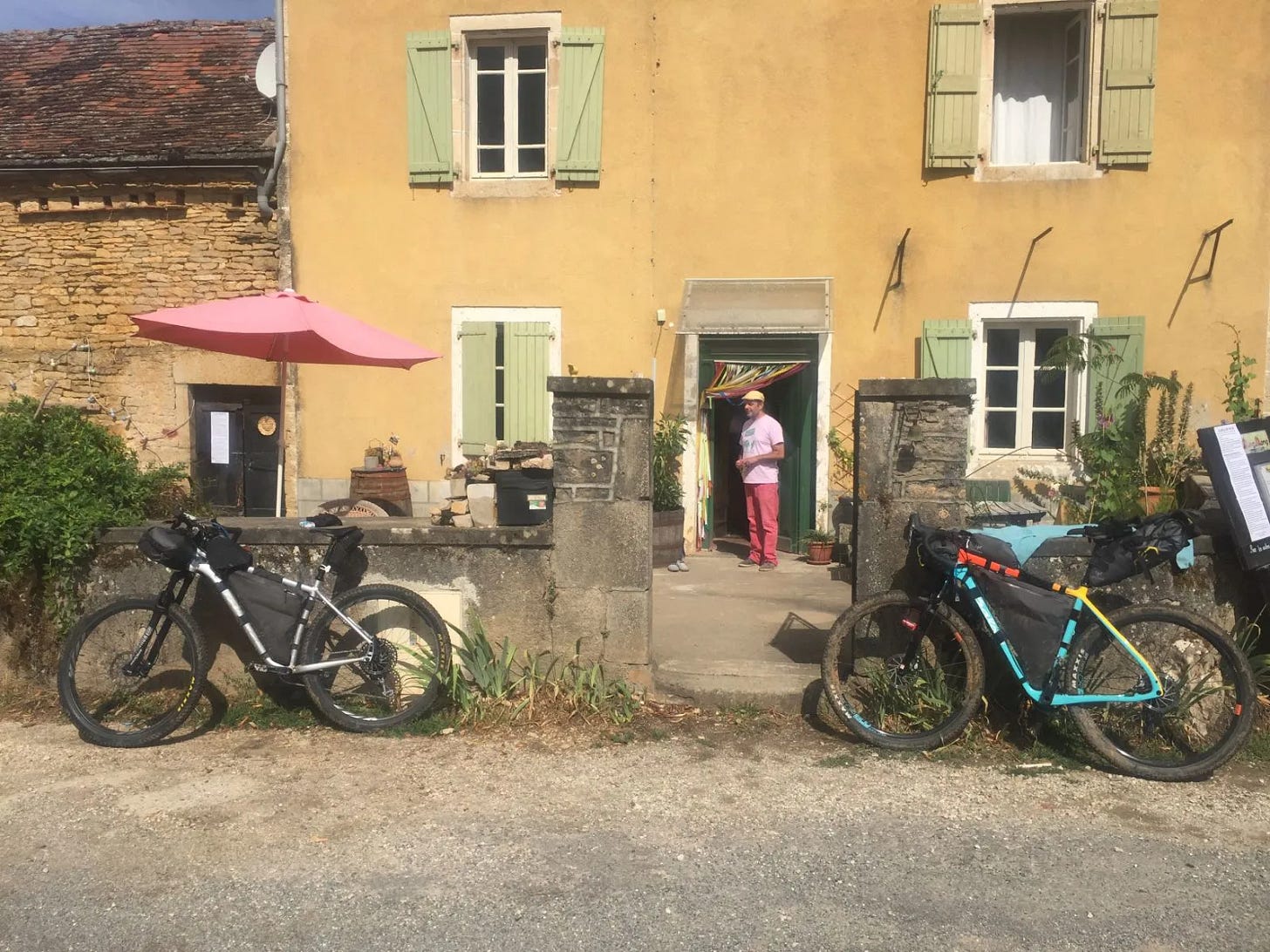 Le Ding Dong Bar Le Ding Dong Bar