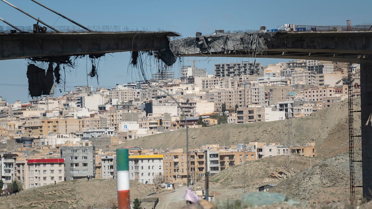 U.S. destroys major bridge in Iran; IRGC claims strike on Amazon data center; Trump imposes 100% tariff on brand-name drugs