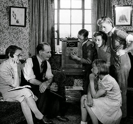 Heroes, Heroines, and History: Ham Radio in the 1930s