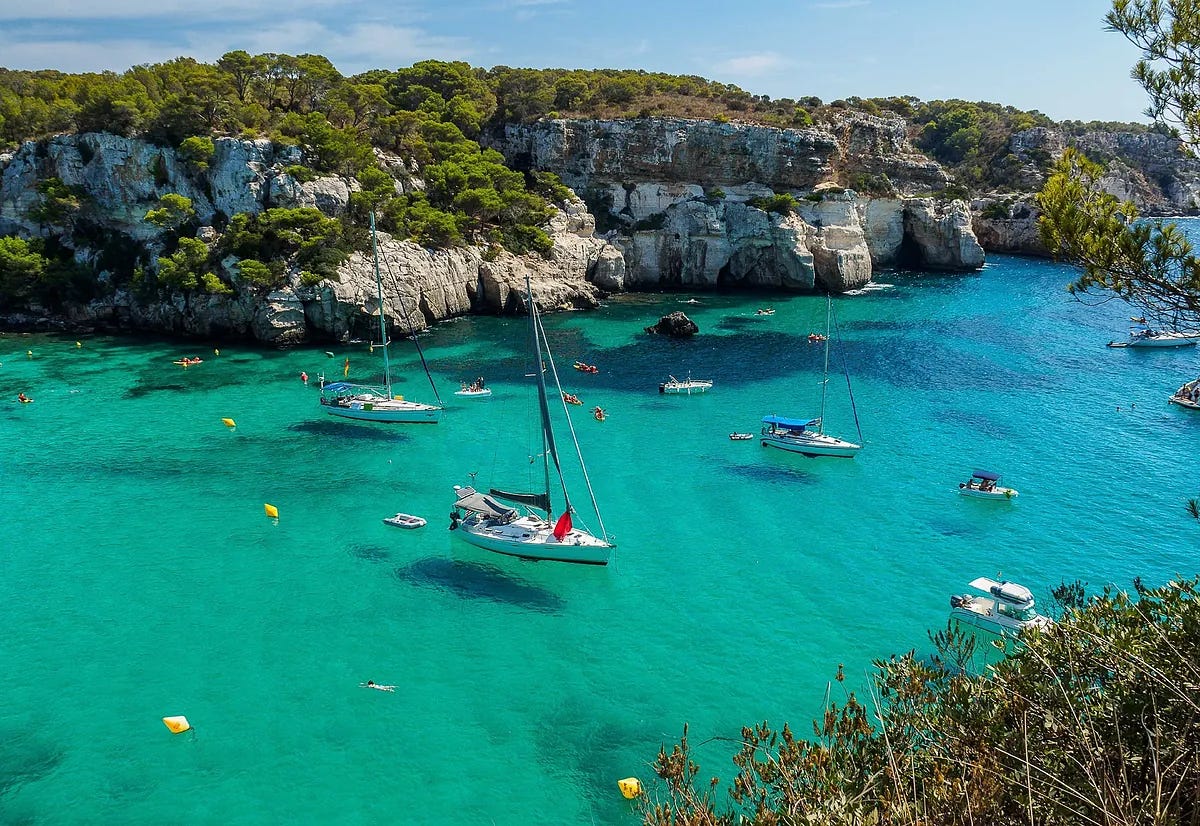Ni cala Turqueta, ni cala Tortuga: estas son las mejores calas y playas de  Menorca | Viajes