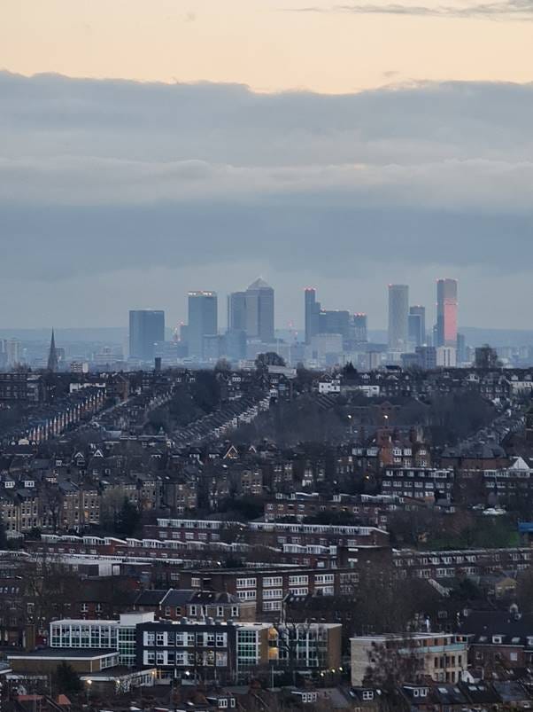A cityscape with a few buildings

AI-generated content may be incorrect.