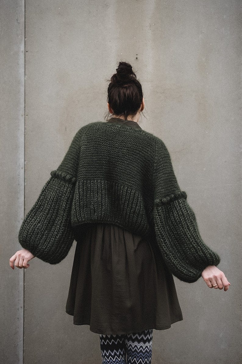 Knitting pattern for Grey sheep bobble jacket, short cardigan, puffed sleeves, mohair cardigan knitting pattern, stylish sweater image 4