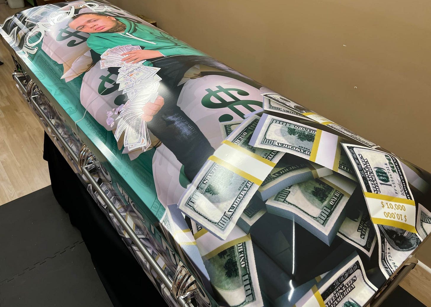 Atlanta Custom Caskets - Call 404 609-1003