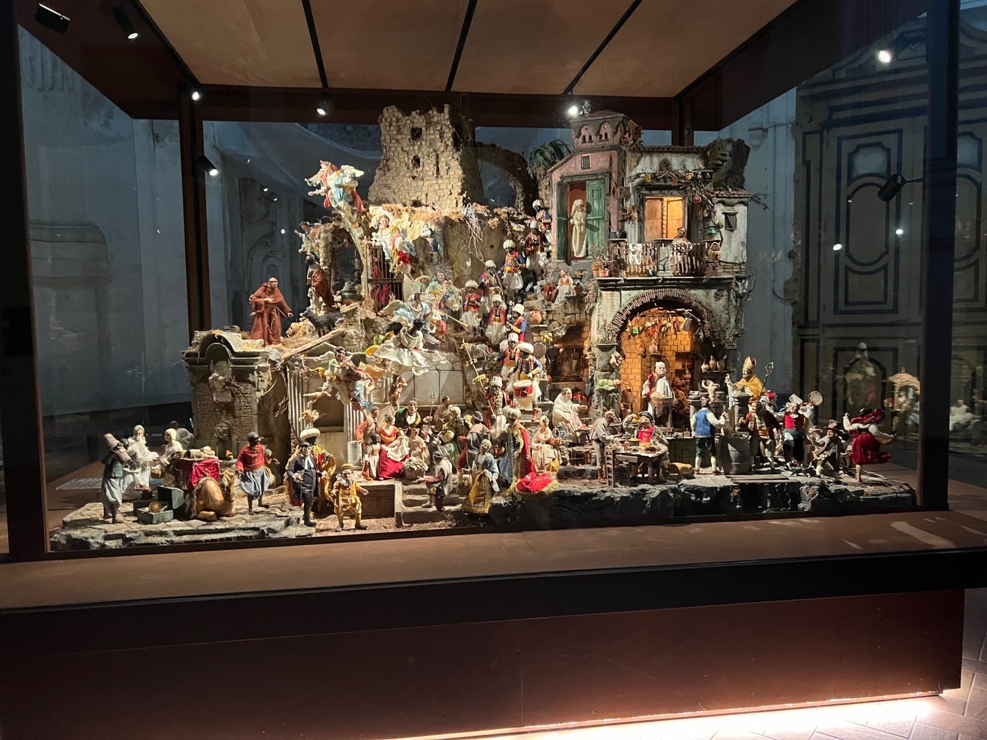 A display of a scene

AI-generated content may be incorrect.