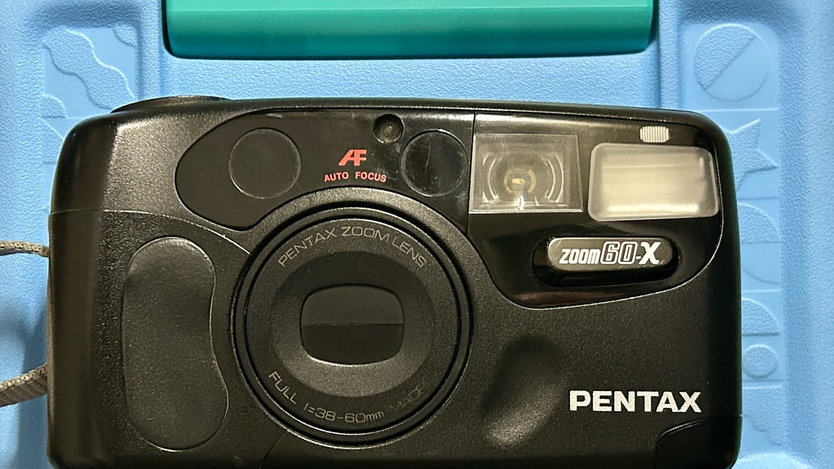 Point and Shoot Revival: Pentax Zoom 60-X Review