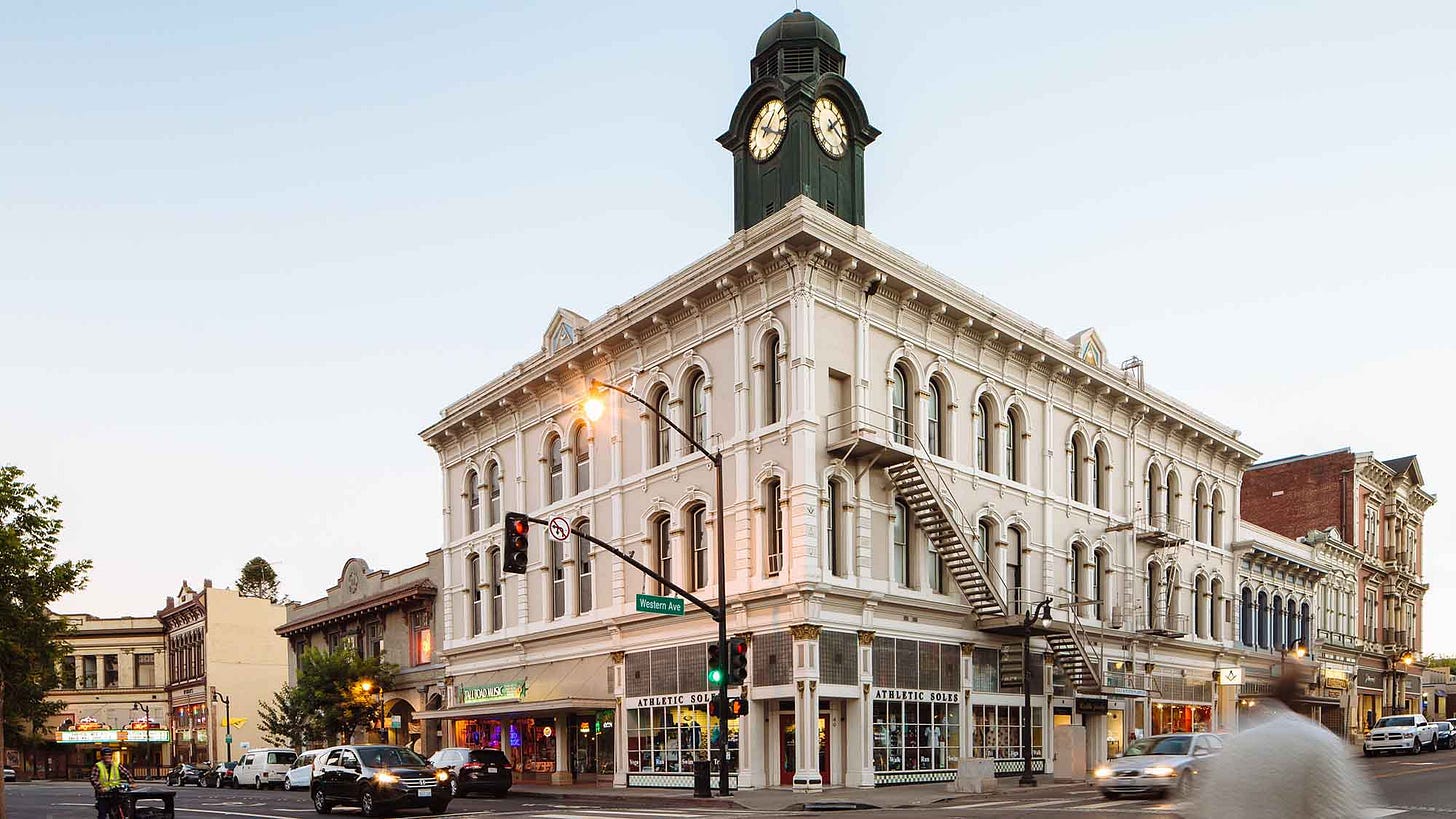 Getting Around Petaluma | SonomaCounty.com