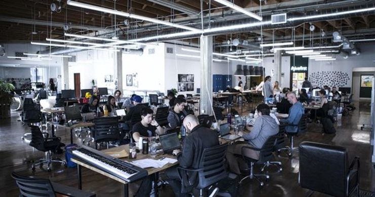 Https  2f 2fblogs images.forbes.com 2fzackomalleygreenburg 2ffiles 2f2018 2f01 2ffullhousetechstarsmusic credit jen rosenstein