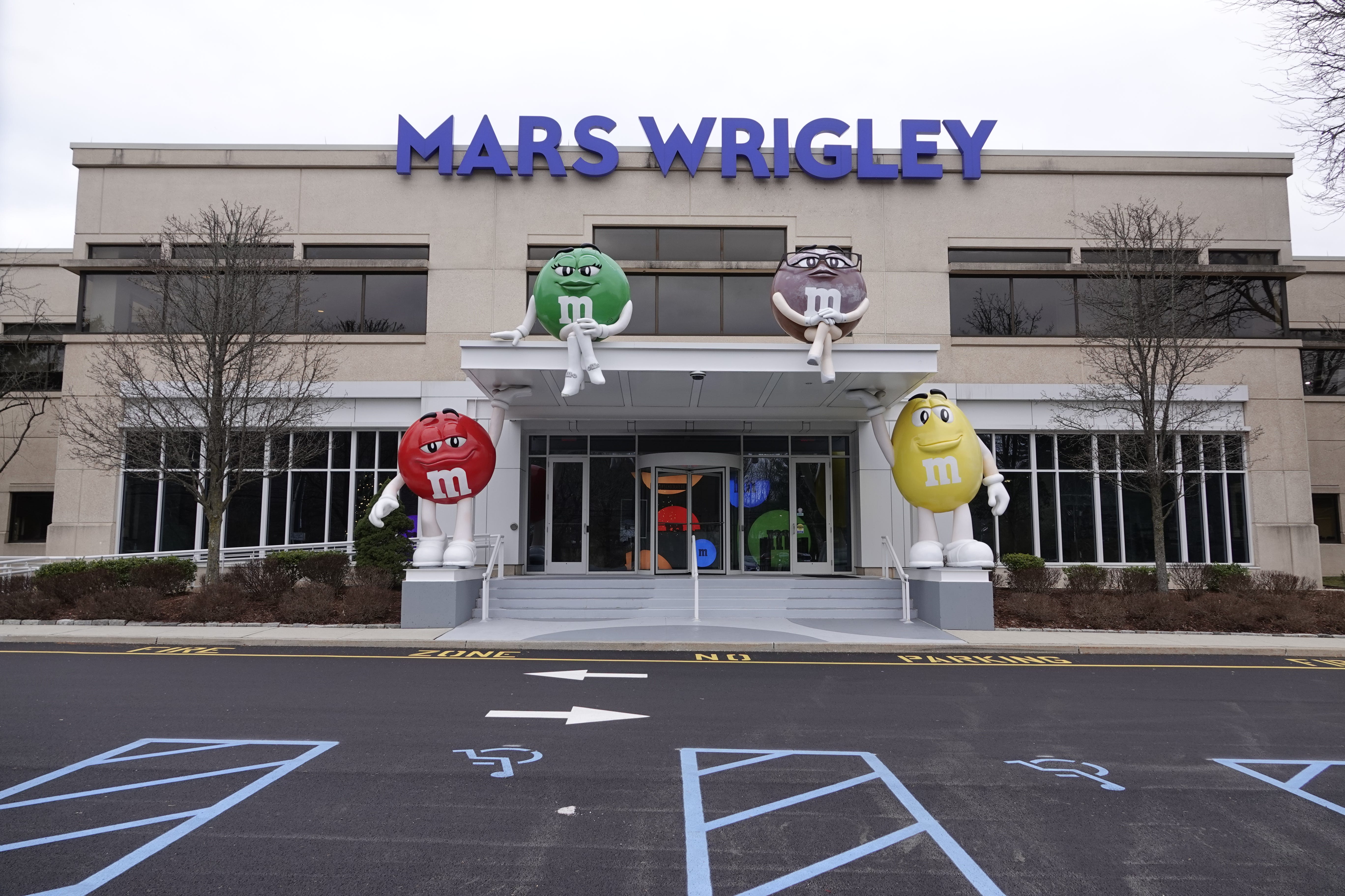 New Jersey town lowers giant fiberglass M&M to ring in 2024