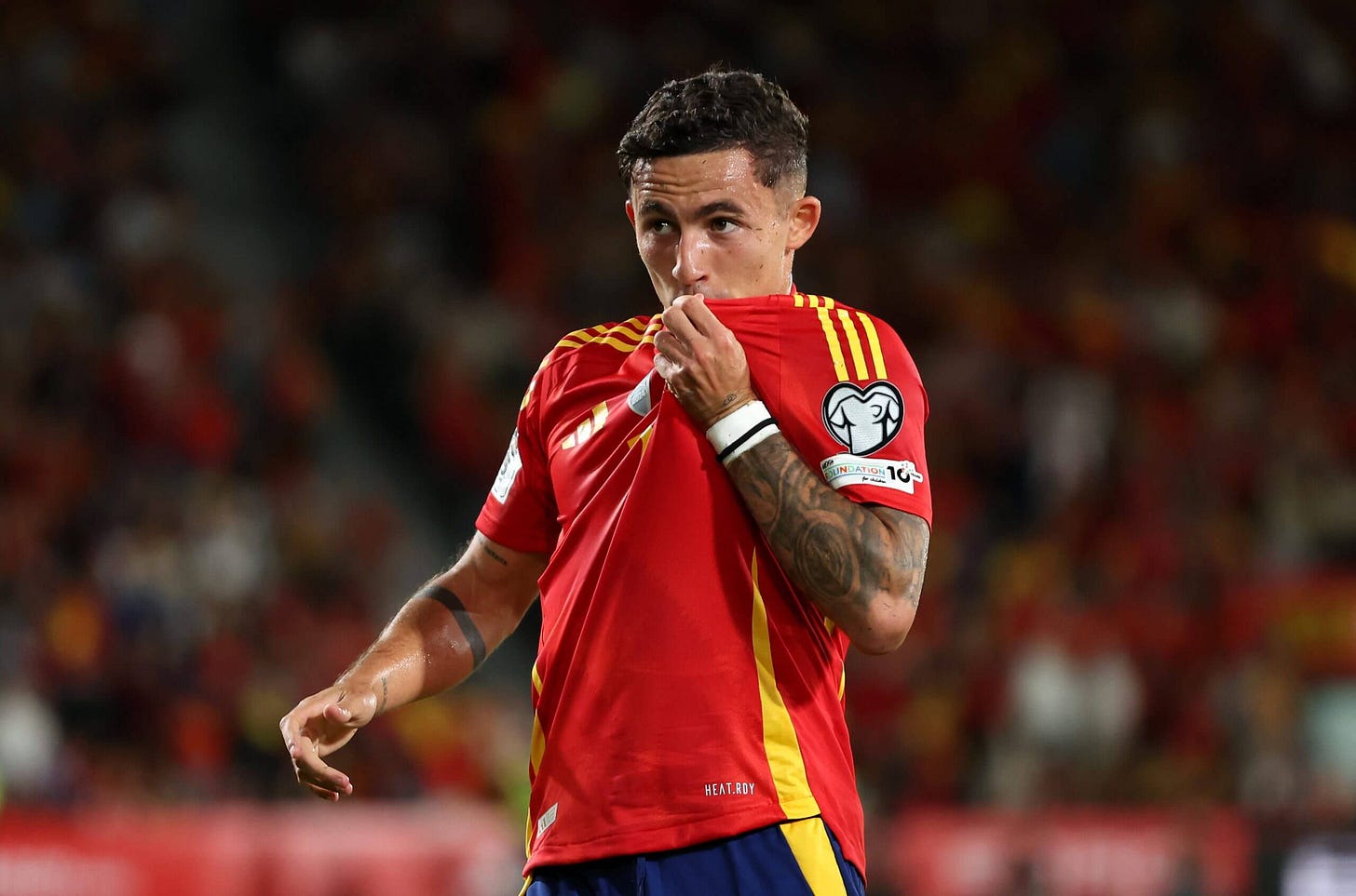 Yeremy Pino interview: Lessons from Silva and Cazorla, Mateta's Spanish…  and London's 's***' traffic - The Athletic