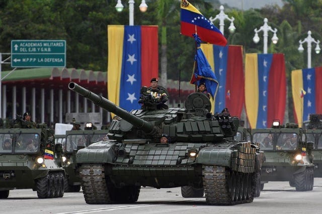 r/TankPorn - The T-72B1 tank in the Venezuelan Bolivarian Army. 92 T-72B1 tanks were delivered in 2009–2012 from Russia; with an agreement for 100 more in June 2012.